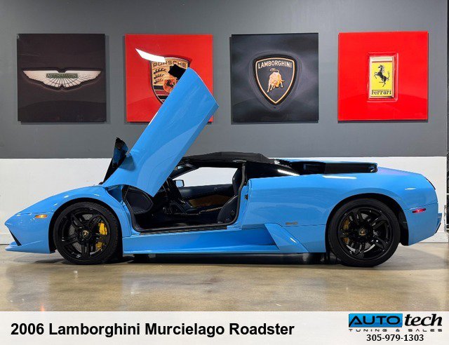 Used 2006 Lamborghini Murcielago Roadster AWD/4WD image 2