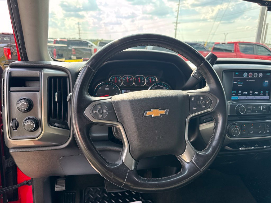 Used 2018 Chevrolet Silverado 1500 LT AWD/4WD image 15