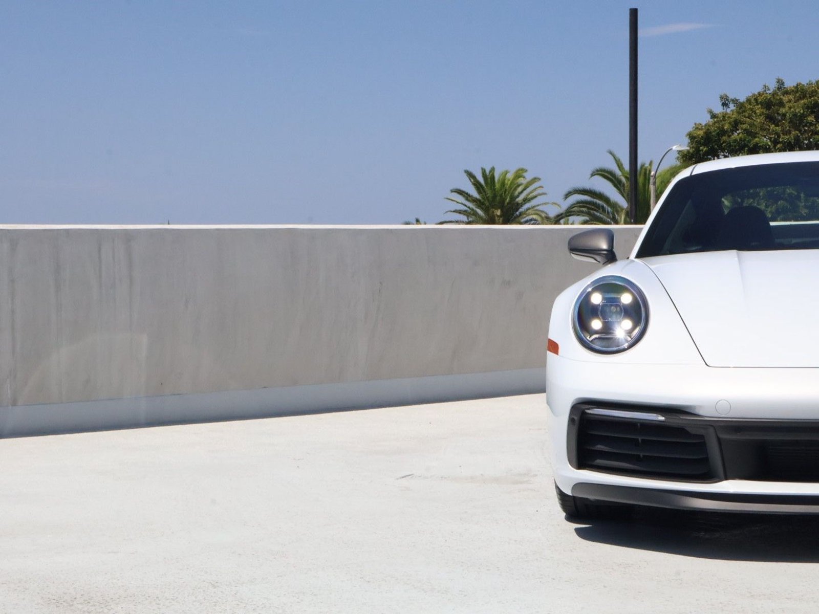 Certified 2024 Porsche 911 Carrera T RWD image 12