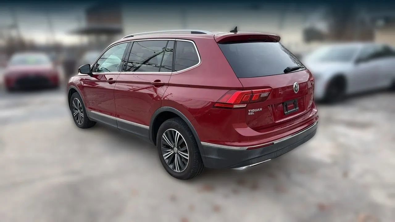 Used 2018 Volkswagen Tiguan SEL FWD image 7