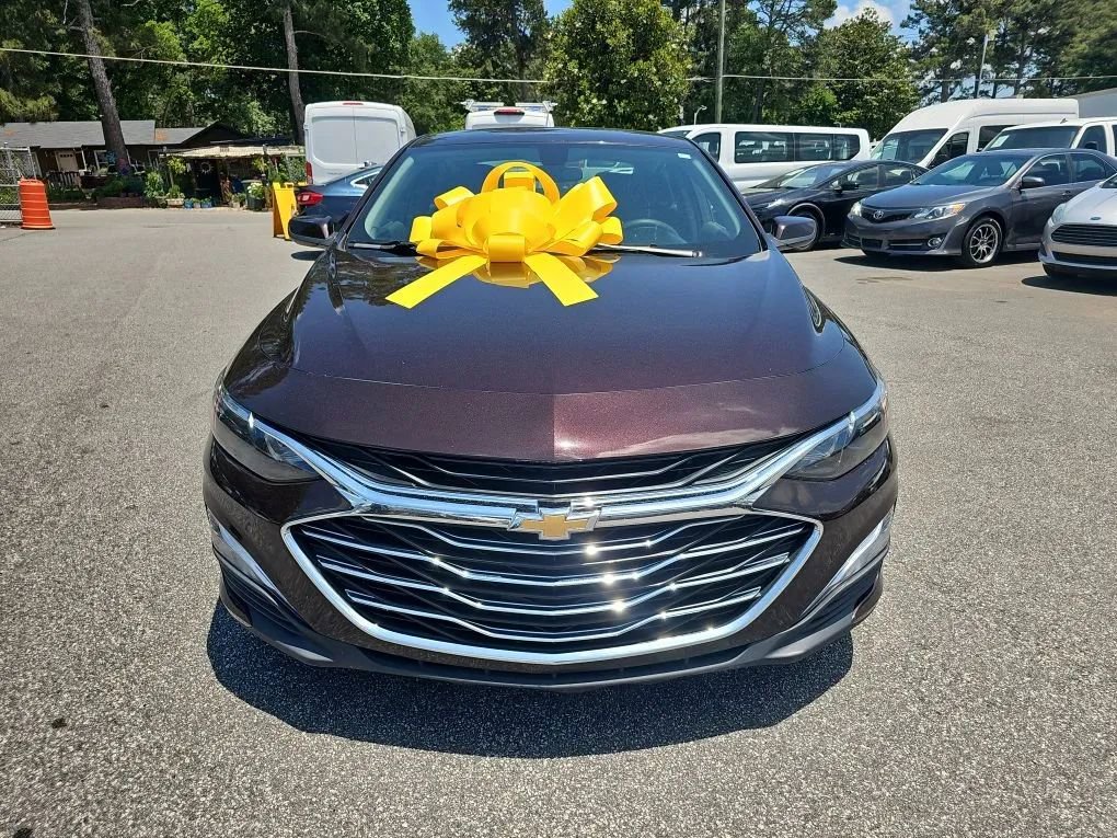 Used 2020 Chevrolet Malibu LS w/ Driver Confidence Package FWD image 4