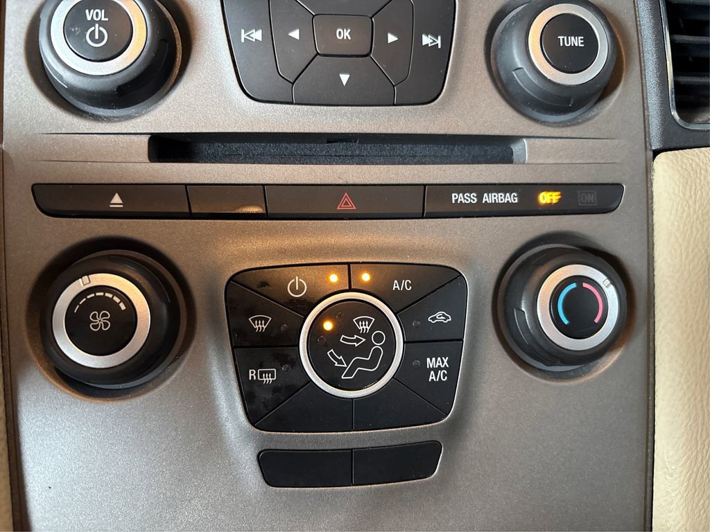 Used 2017 Ford Taurus SE image 27