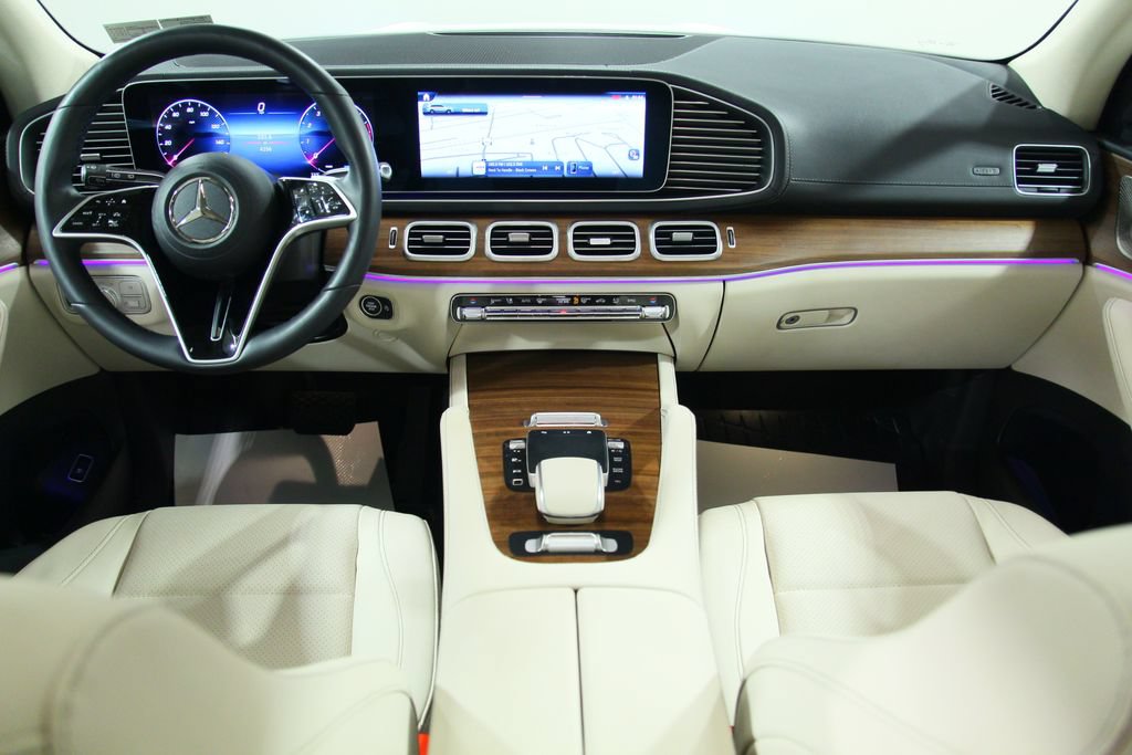 Certified 2026 Mercedes-Benz GLS 450 4MATIC image 21