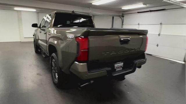 Used 2026 Toyota Tacoma TRD Sport w/ TRD Sport Upgrade Package AWD/4WD image 7