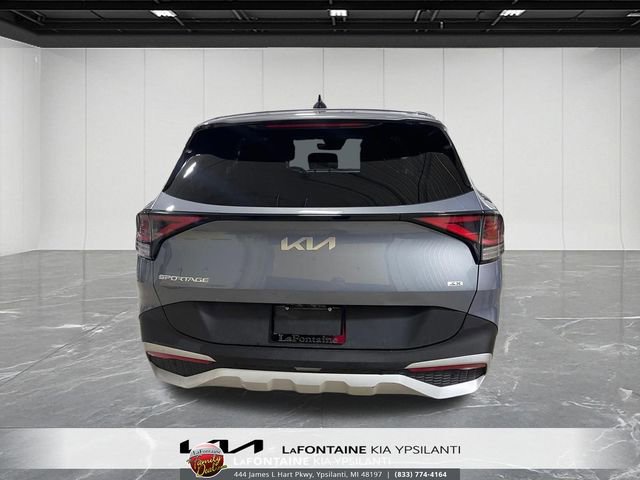 Used 2025 Kia Sportage LX image 6