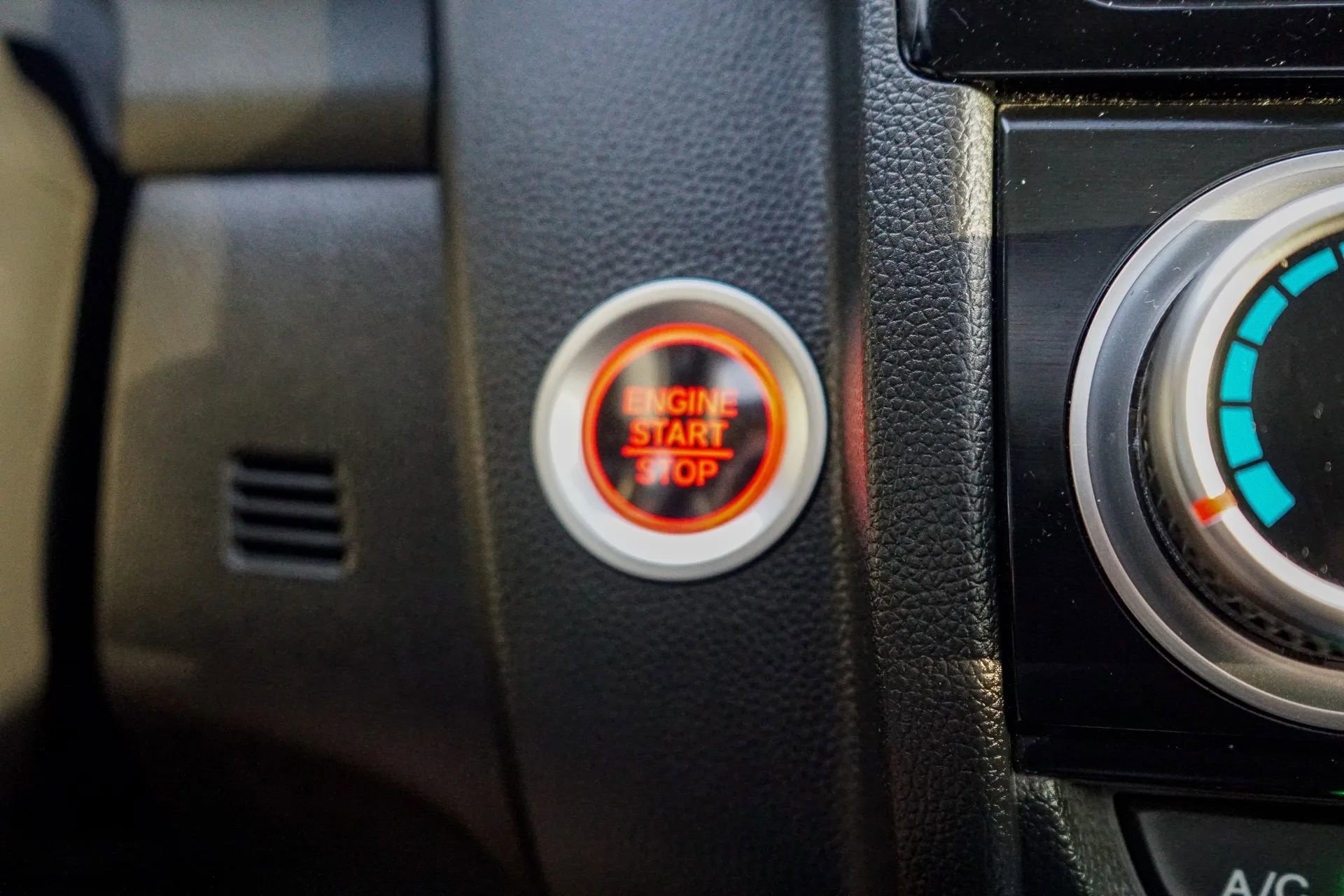 Used 2018 Honda Fit EX-L image 23