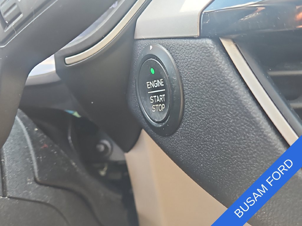 Used 2020 Ford Escape SEL AWD/4WD image 25