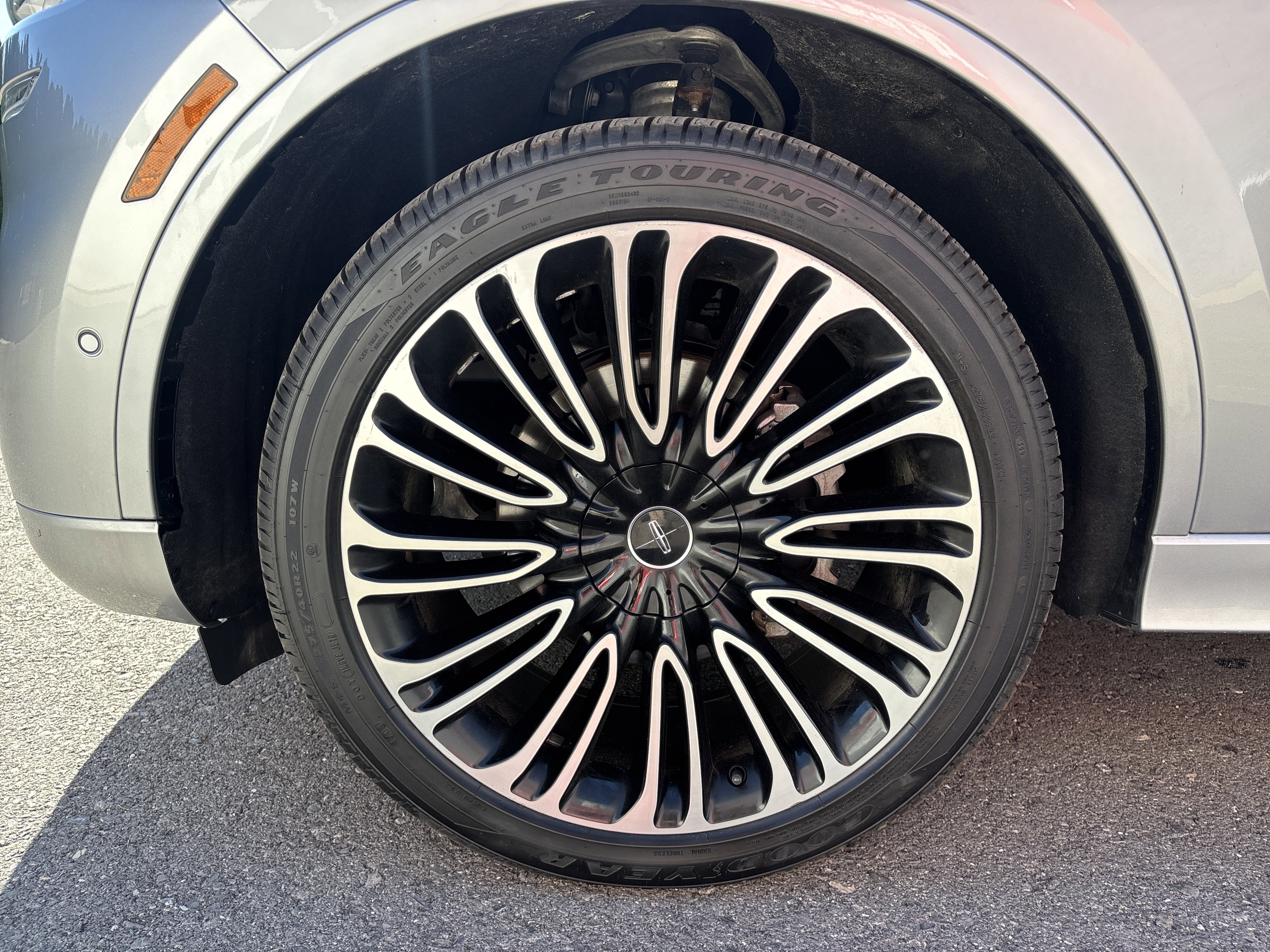 Used 2023 Lincoln Aviator Black Label w/ Dynamic Handling Package AWD/4WD image 11
