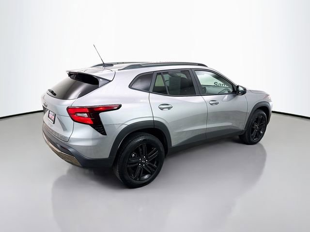 Used 2025 Chevrolet Trax ACTIV w/ Driver Confidence Package FWD image 9