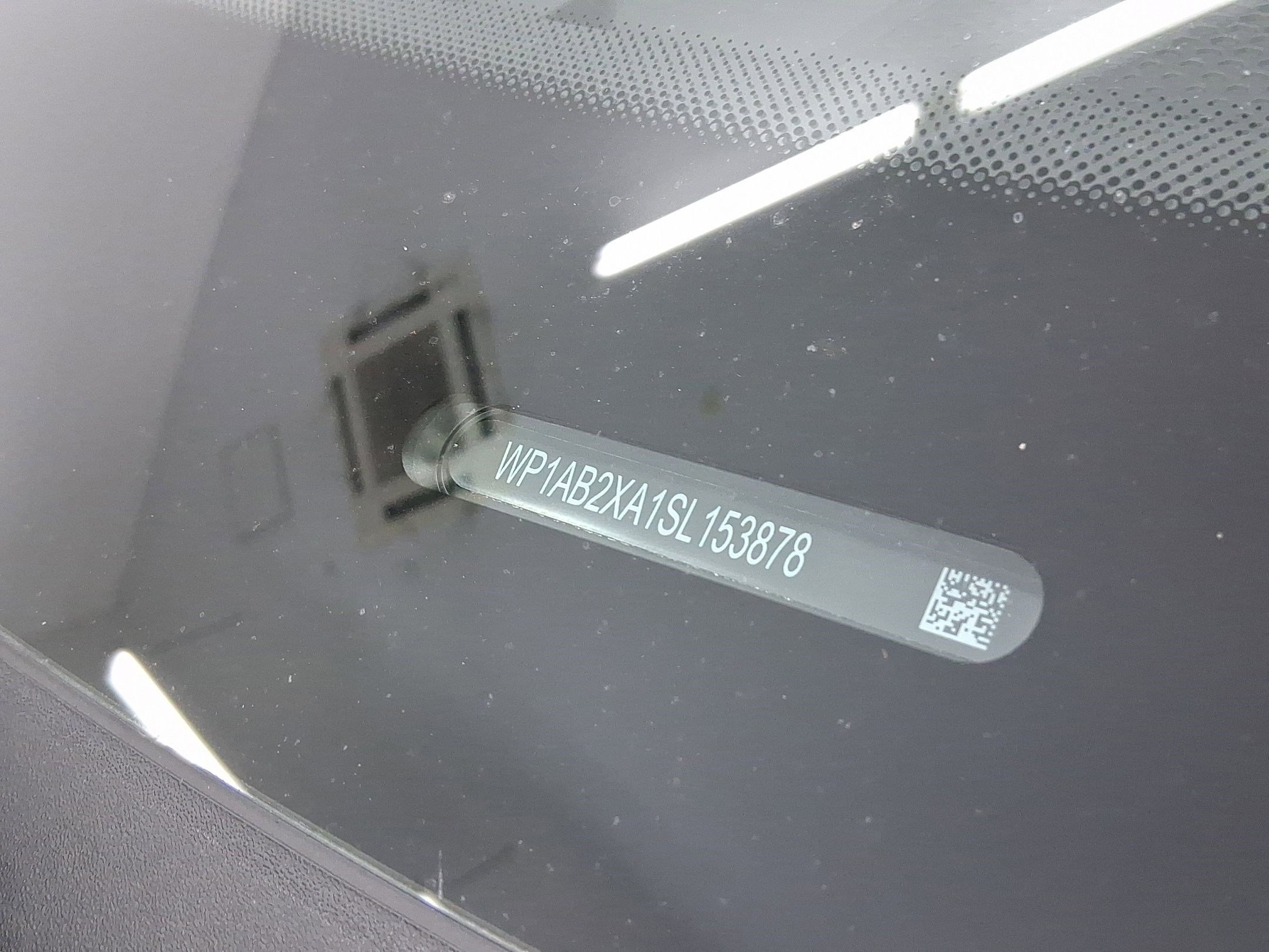 New 2025 Porsche Macan 4S Electric image 20