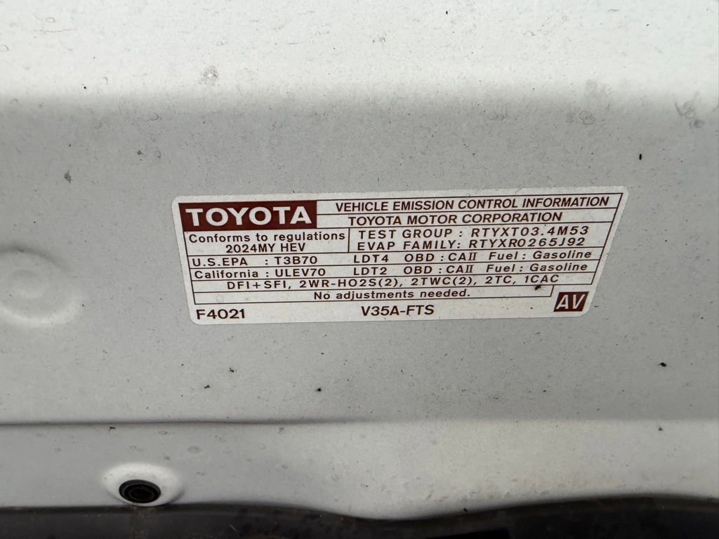 Used 2024 Toyota Sequoia TRD Pro AWD/4WD image 38