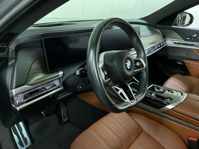 Certified 2023 BMW 760i xDrive AWD/4WD image 19
