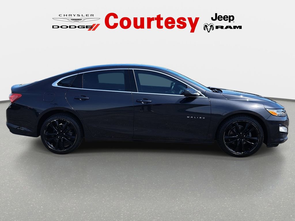 Used 2023 Chevrolet Malibu LT w/ Driver Confidence Package FWD image 10