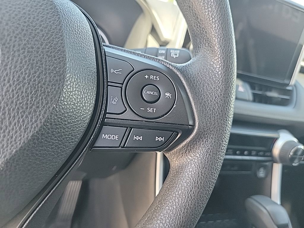 Used 2023 Toyota RAV4 XLE image 24