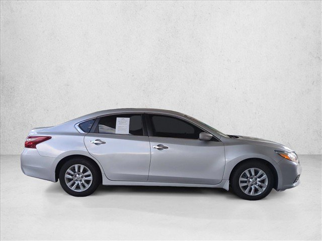 Used 2018 Nissan Altima 2.5 S w/ S Convenience Package FWD image 4