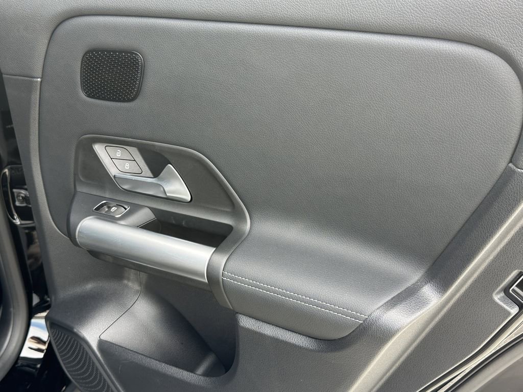 Certified 2025 Mercedes-Benz GLA 250 image 19