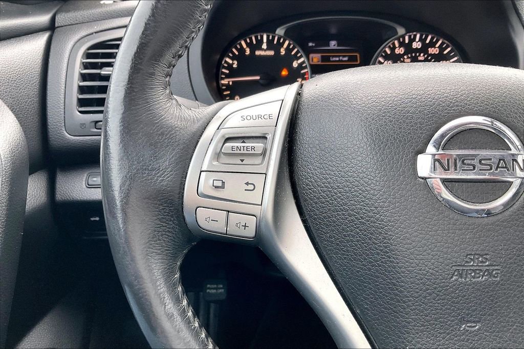 Used 2016 Nissan Altima 2.5 SL w/ Moonroof Package image 18