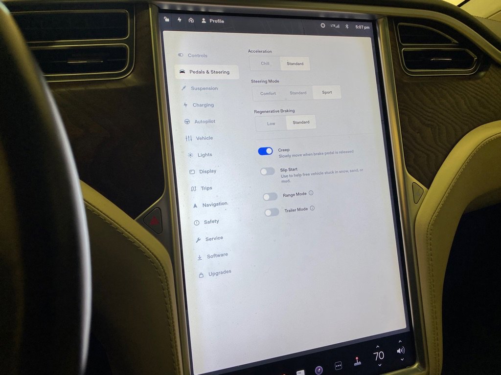Used 2018 Tesla Model X AWD/4WD image 31