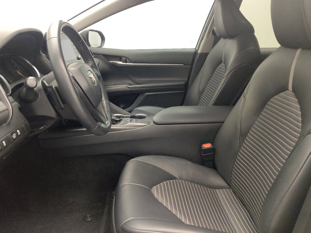 Used 2022 Toyota Camry SE FWD image 17