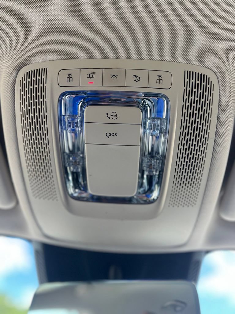 Used 2021 Mercedes-Benz GLB 250 image 18