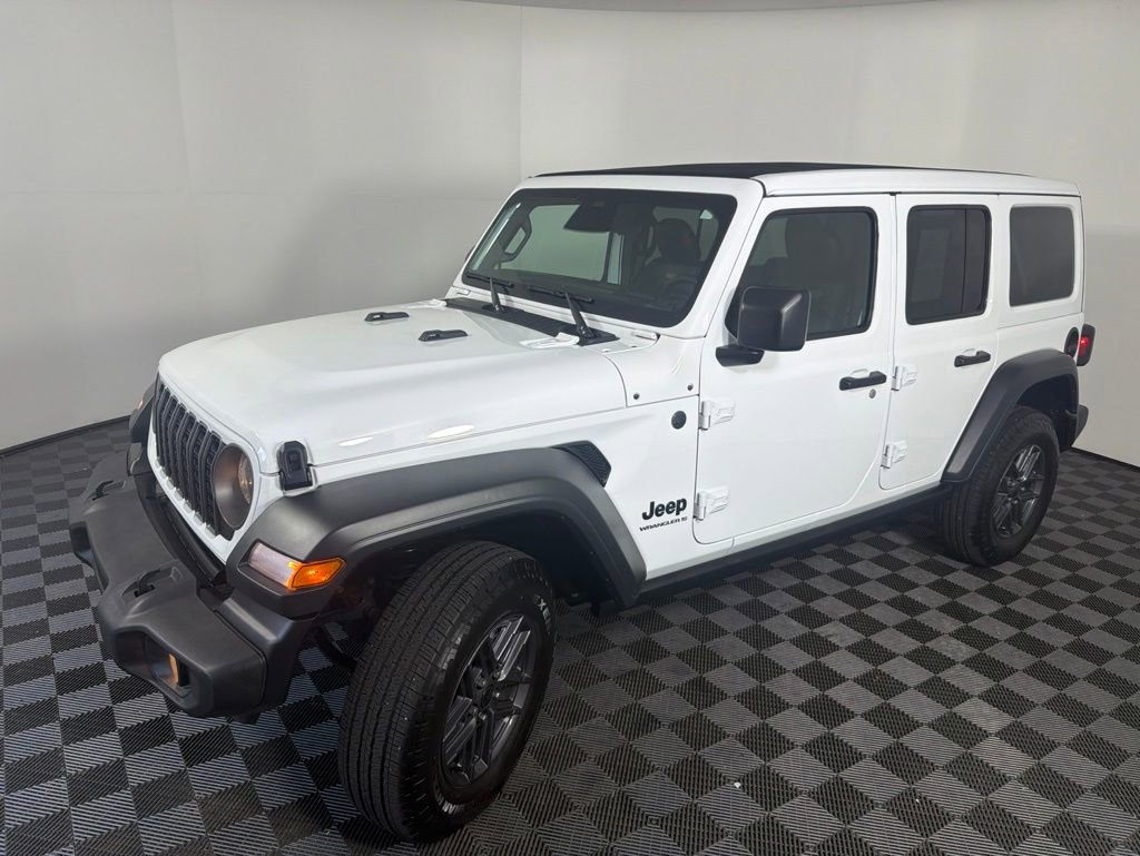Used 2025 Jeep Wrangler Unlimited Sport AWD/4WD image 11