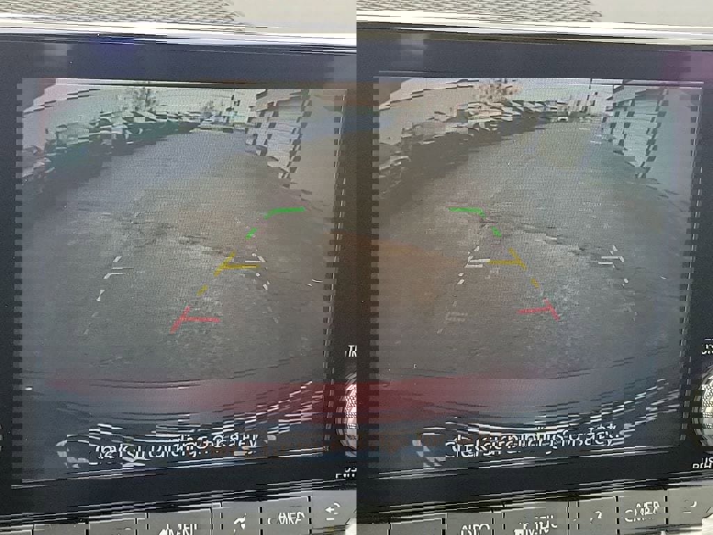 Used 2025 Nissan Altima 2.5 SV image 18