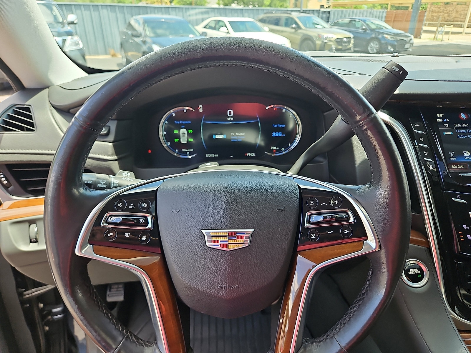 Used 2020 Cadillac Escalade ESV Luxury AWD/4WD image 13