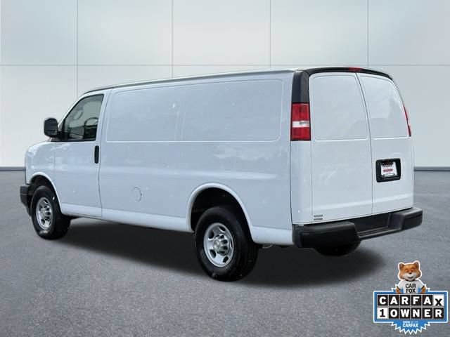 Used 2021 Chevrolet Express 2500 w/ Driver Convenience Package RWD image 10