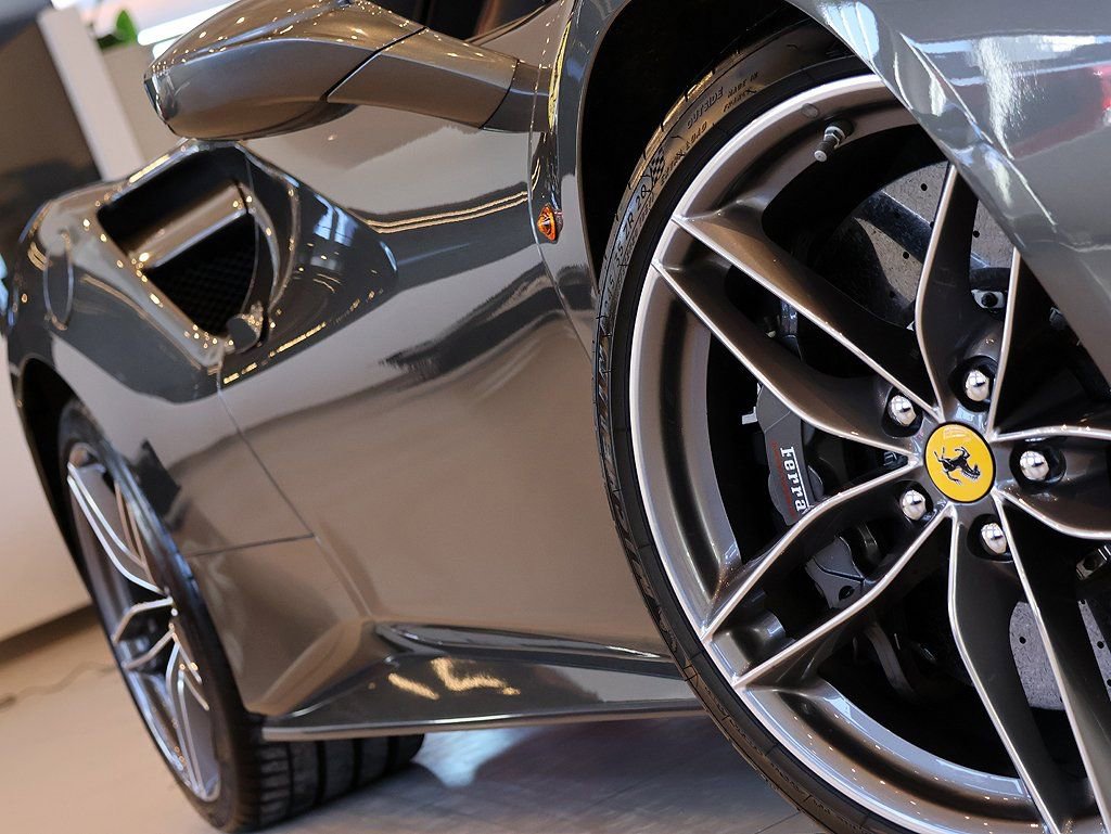 Certified 2019 Ferrari 488 Spider image 12