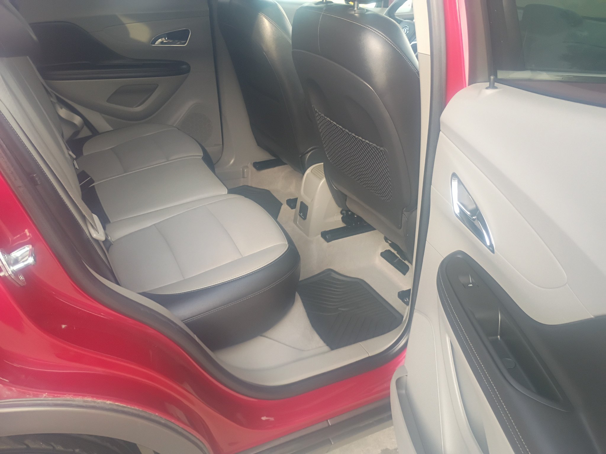 Used 2015 Buick Encore Leather AWD/4WD image 14