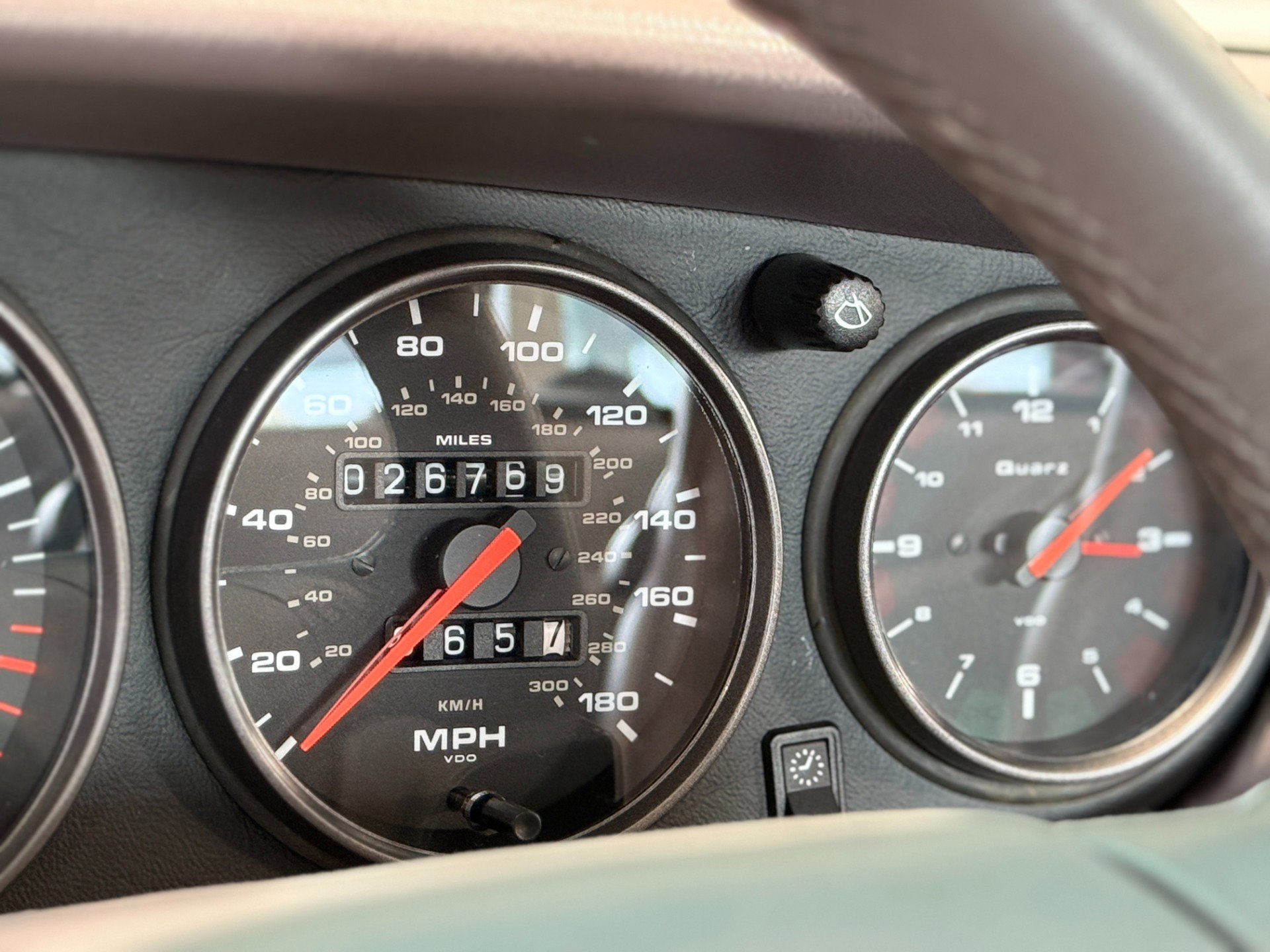 Used 1998 Porsche 911 Carrera S image 27