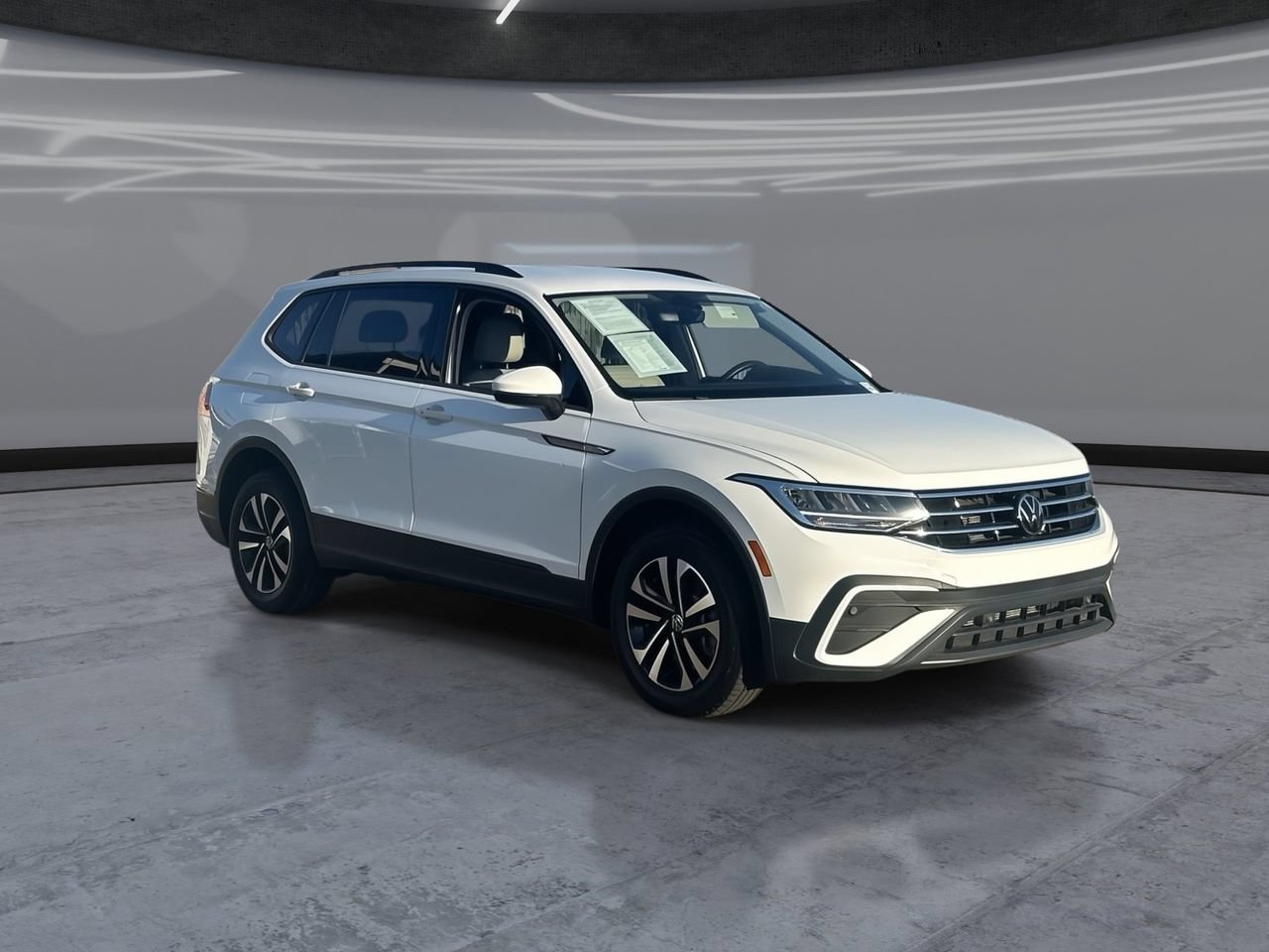 Certified 2023 Volkswagen Tiguan S FWD image 2