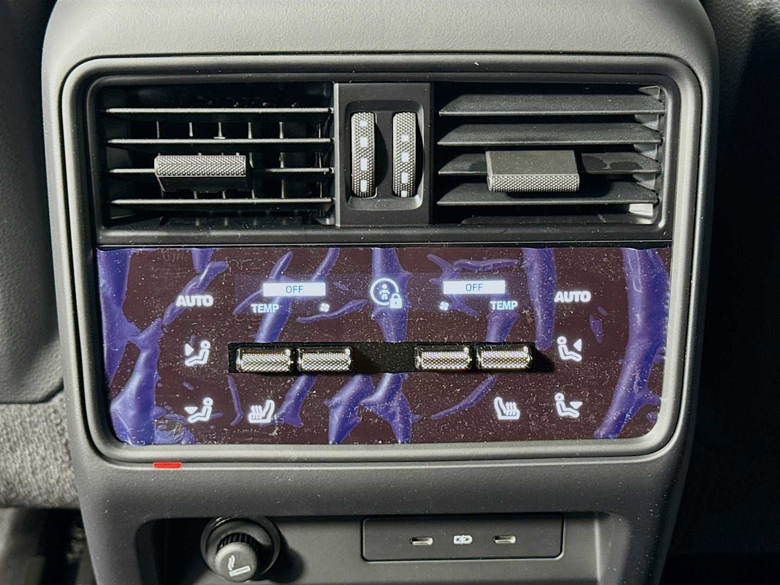 New 2025 Porsche Cayenne Turbo image 27