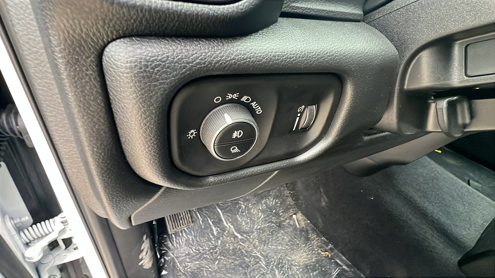 New 2026 RAM 2500 Tradesman image 21