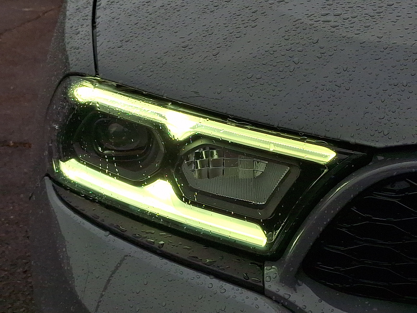Used 2022 Dodge Durango R/T w/ Blacktop Package AWD/4WD image 9