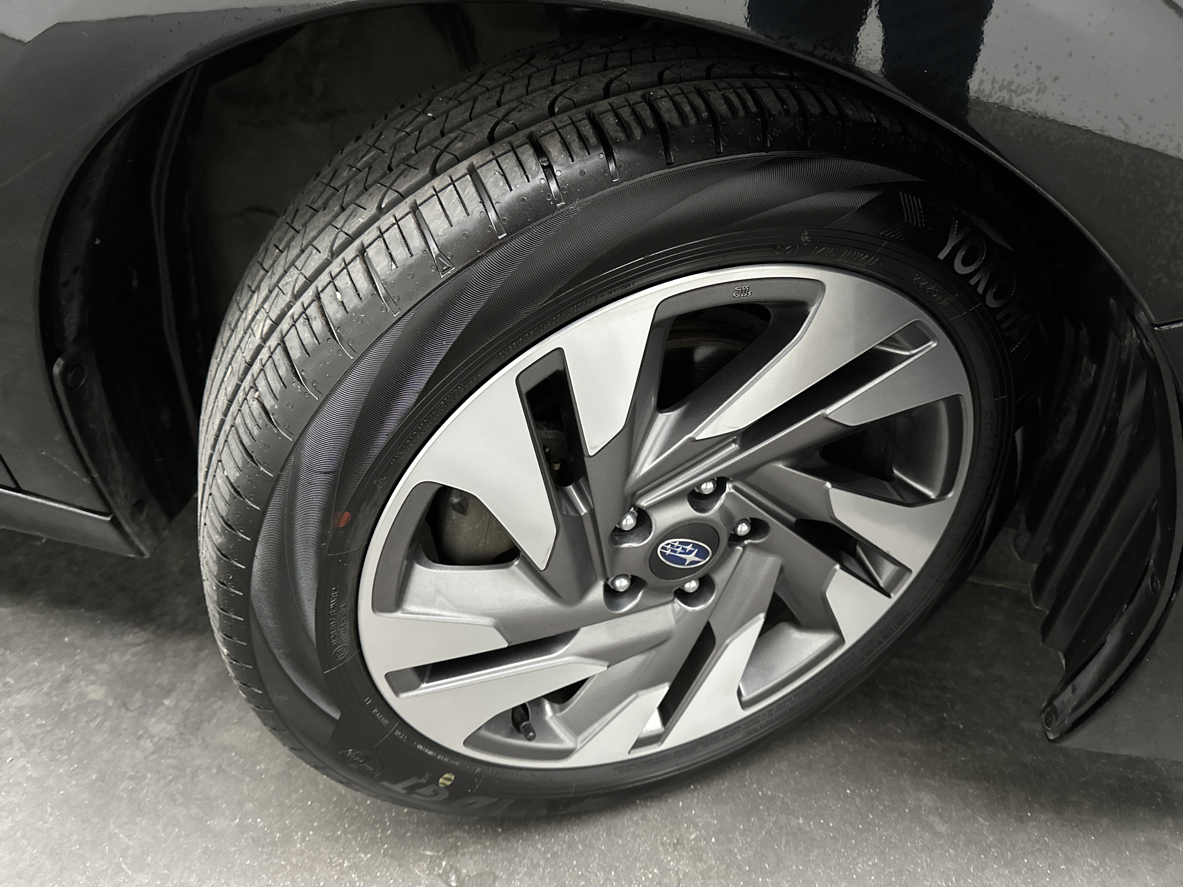 Used 2023 Subaru Legacy Limited AWD/4WD image 8