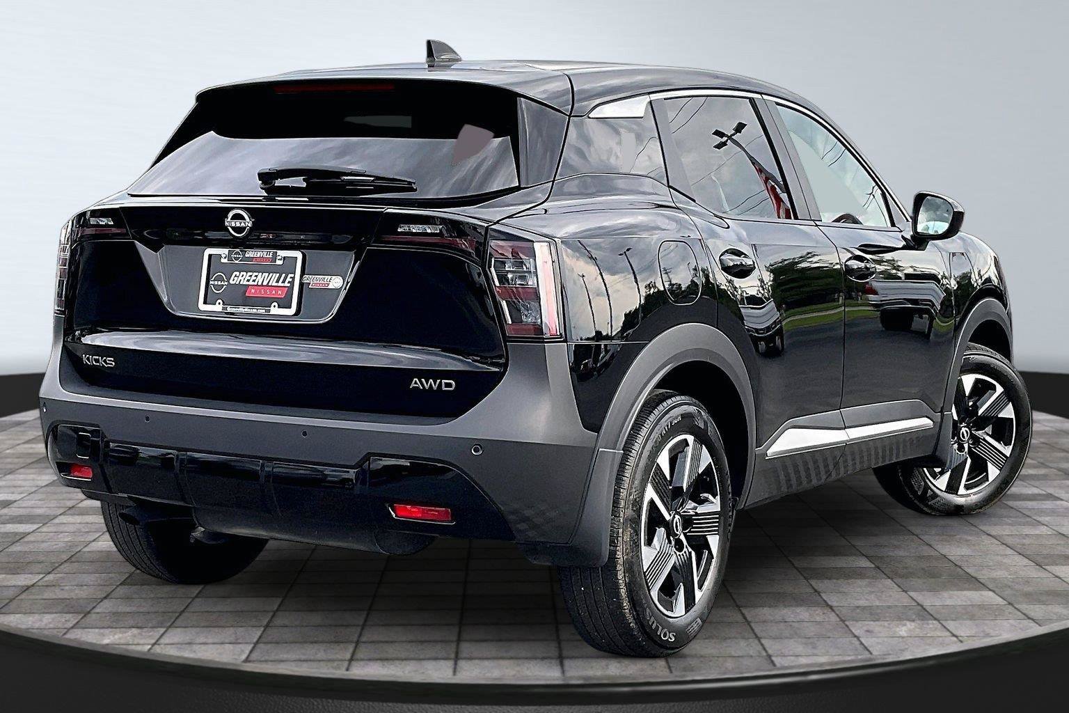 Certified 2025 Nissan Kicks SV AWD/4WD image 14