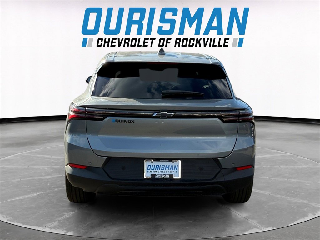 New 2026 Chevrolet Equinox EV LT w/ Midnight Package image 5