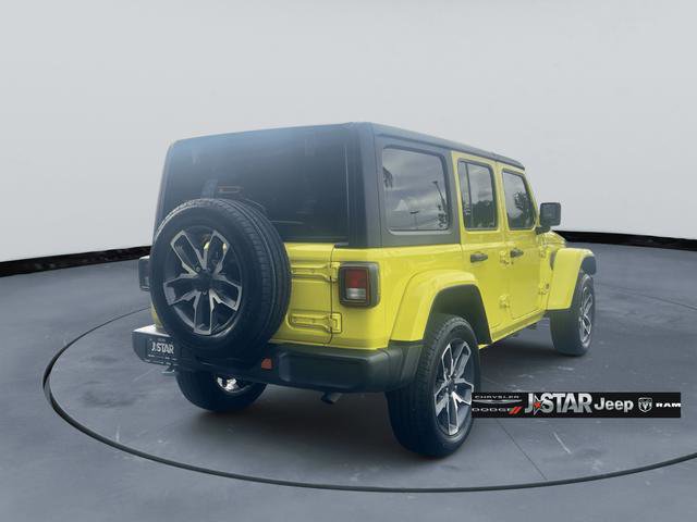 Used 2024 Jeep Wrangler Unlimited AWD/4WD image 7