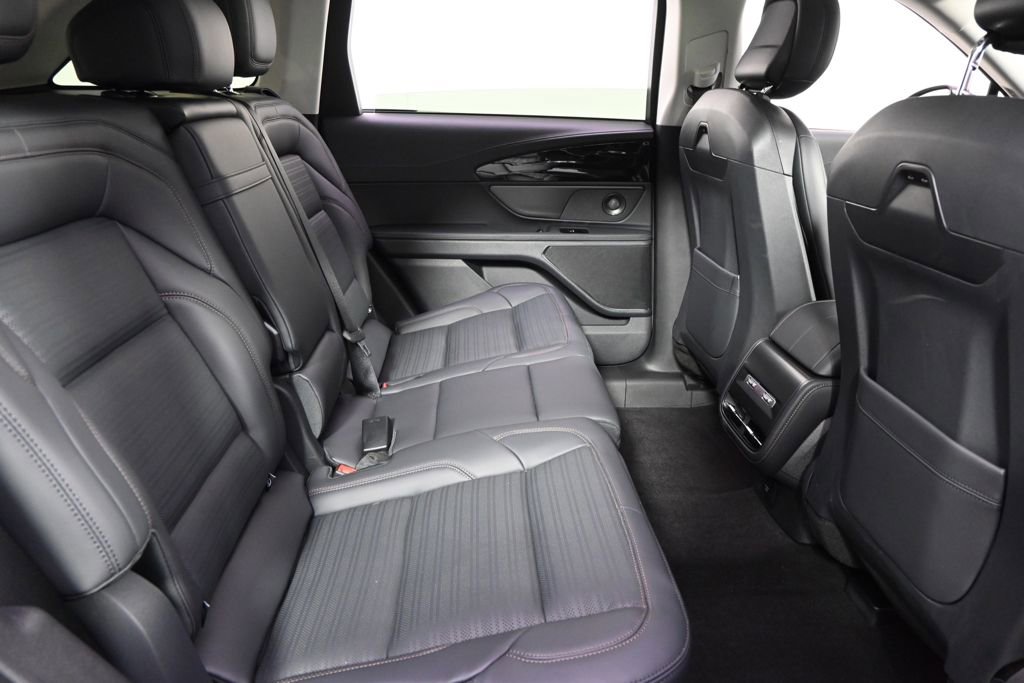 New 2026 Lincoln Nautilus Reserve image 18