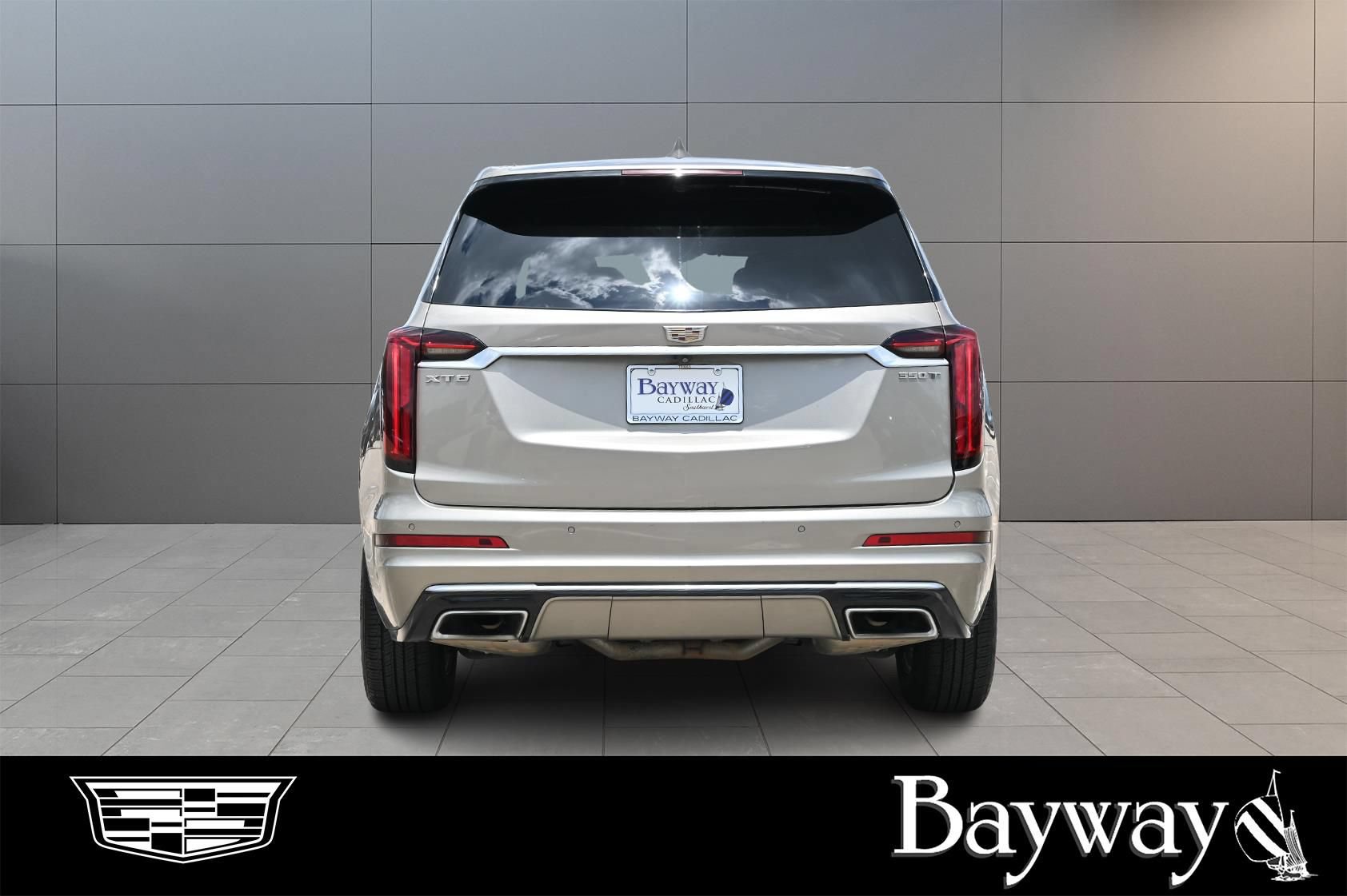 Used 2022 Cadillac XT6 Luxury FWD image 7
