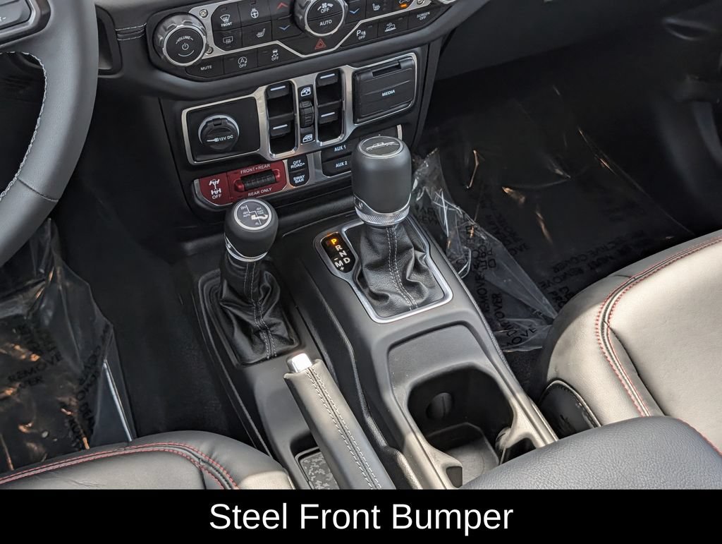 Used 2025 Jeep Gladiator Rubicon AWD/4WD image 15