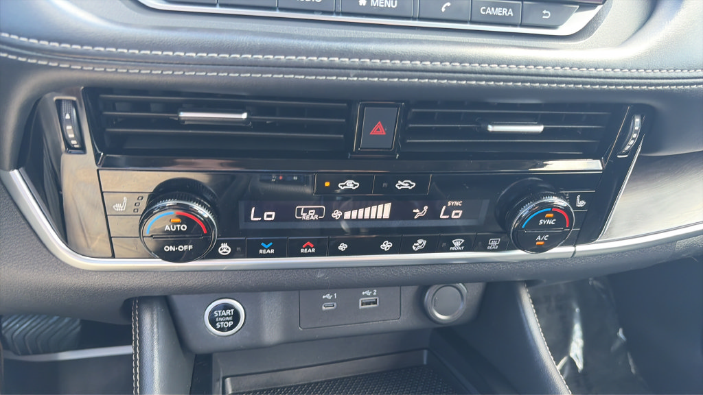 Used 2021 Nissan Rogue SL AWD/4WD image 17