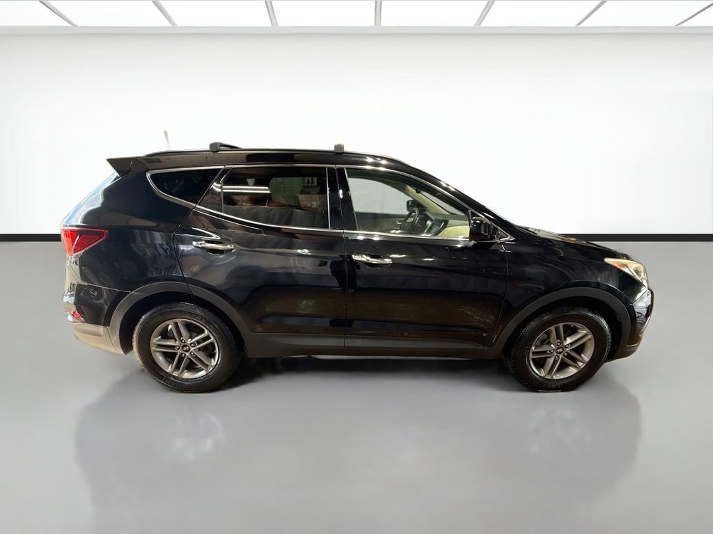 Used 2017 Hyundai Santa Fe Sport FWD image 4