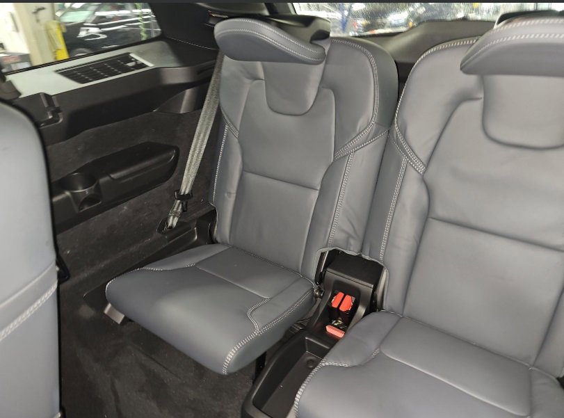 Used 2024 Volvo XC90 T8 Ultimate w/ Protection Package Premier image 11