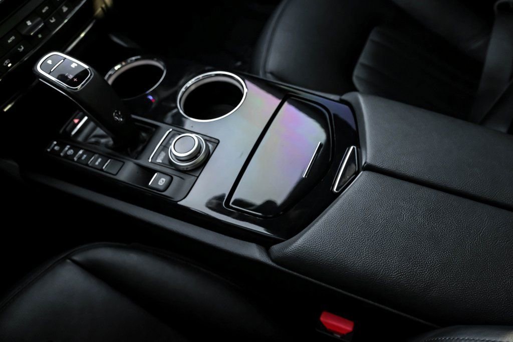 Used 2023 Maserati Ghibli Modena image 25