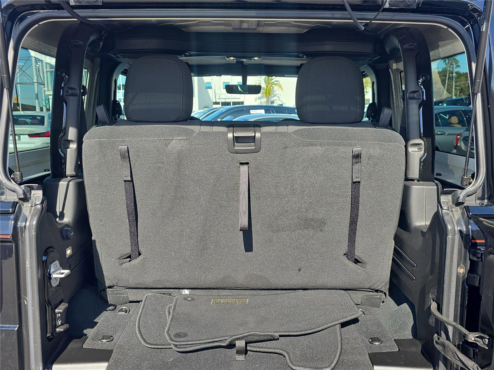 Used 2022 Jeep Wrangler Rubicon image 8