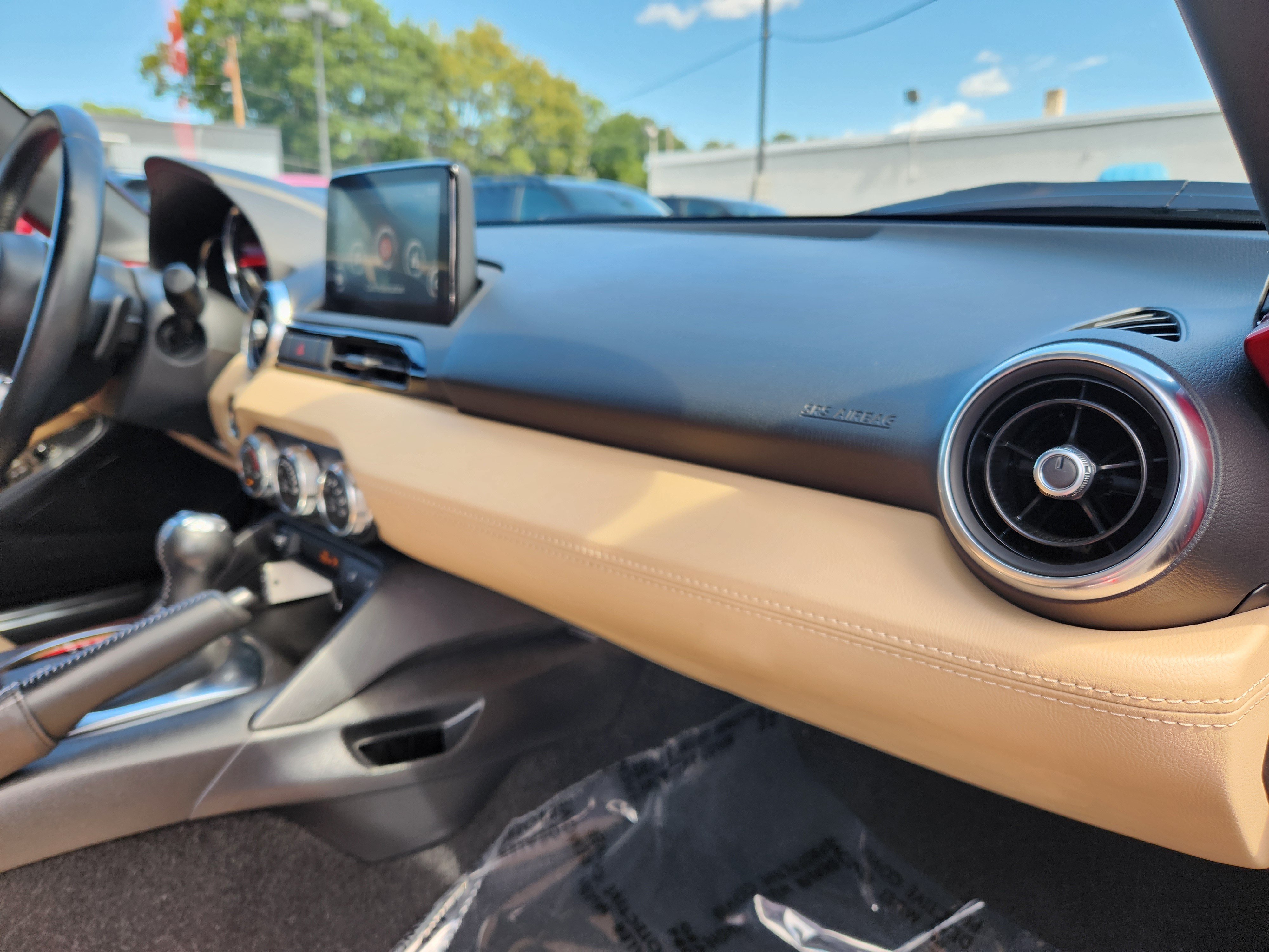 Used 2020 MAZDA MX-5 Miata RF Grand Touring RWD image 14