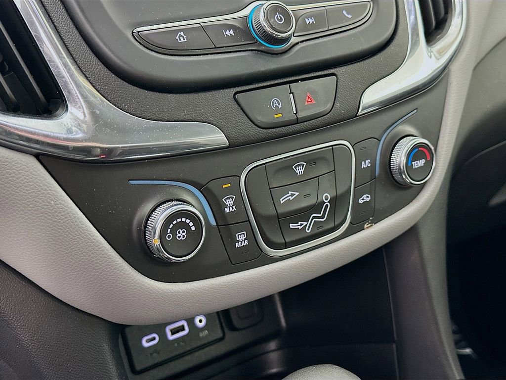 Used 2023 Chevrolet Equinox LS w/ Sport Edition image 22