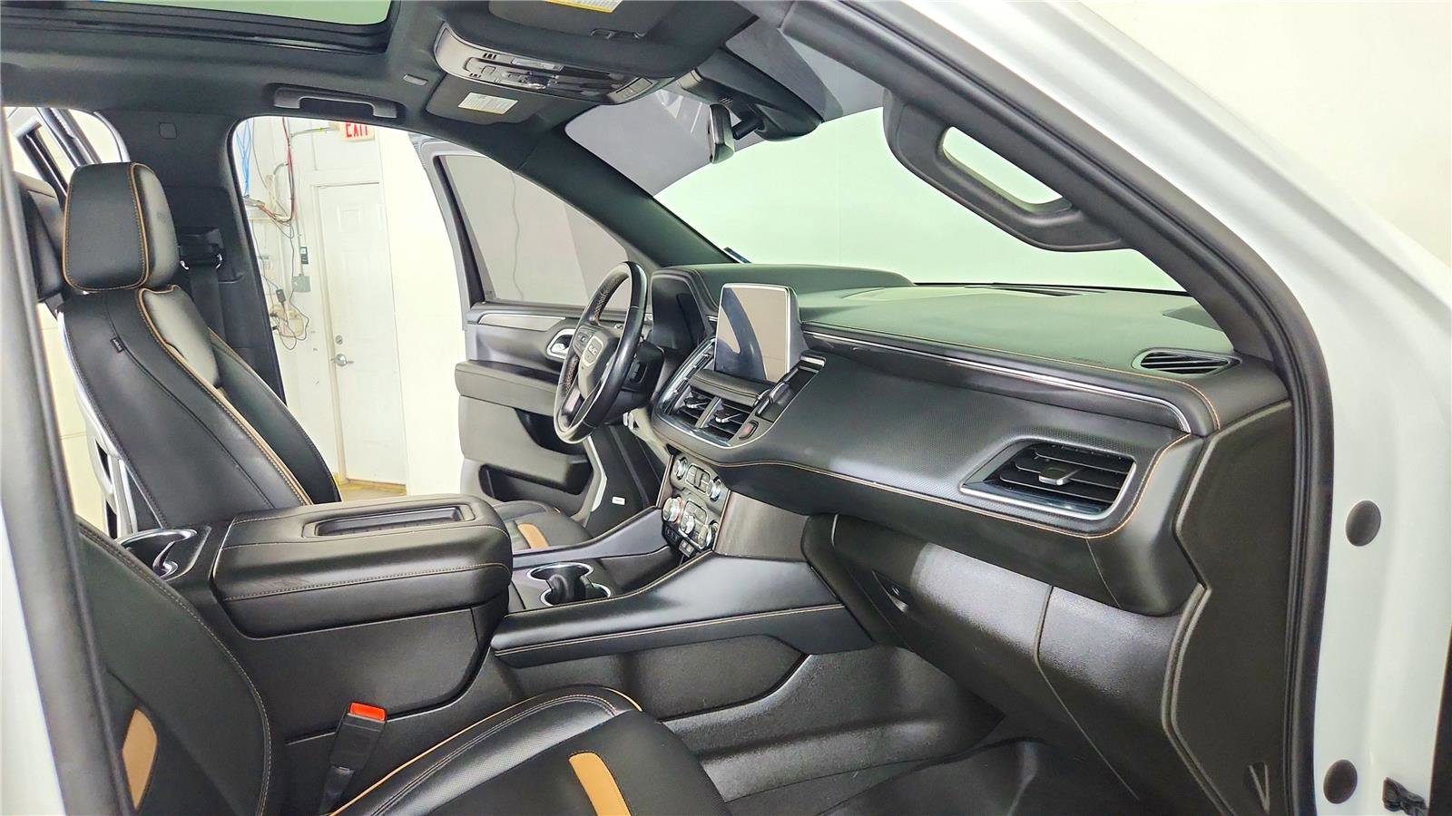 Used 2021 GMC Yukon AT4 w/ AT4 Premium Plus Package image 42